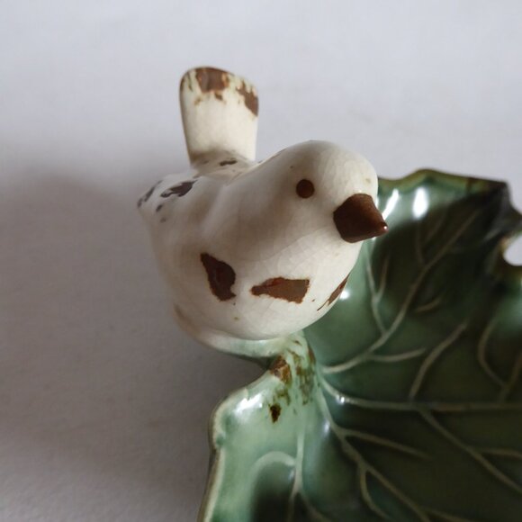 NEW CREATIVE CO-OP RUSTIC BIRD ON MAPLE LEAF CERAMIC TRINKET CANDY DISH - Picture 8 of 9